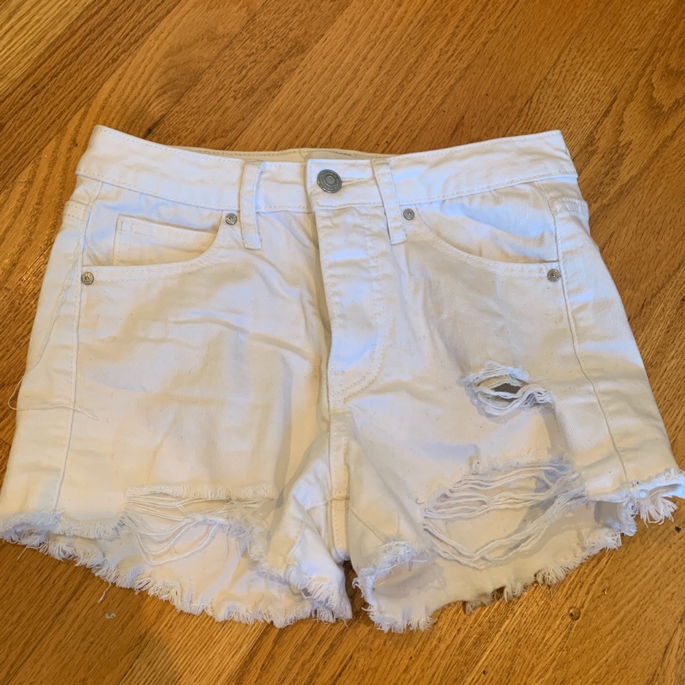 tilly white shorts